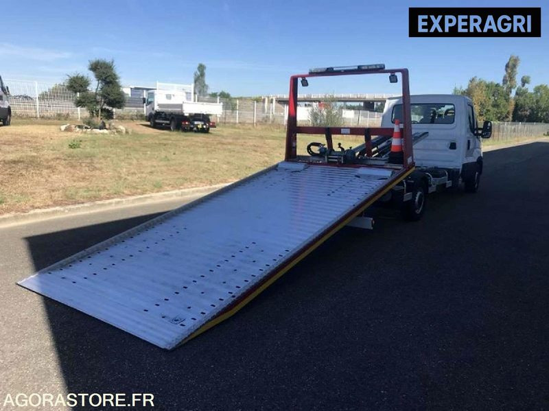 IVECO 35C15 - 2018 - 212 687km - BON ETAT GENERAL - Коммерческий автомобиль: фото 4 IVECO 35C15 - 2018 - 212 687km - BON ETAT GENERAL - Коммерческий автомобиль: фото 4