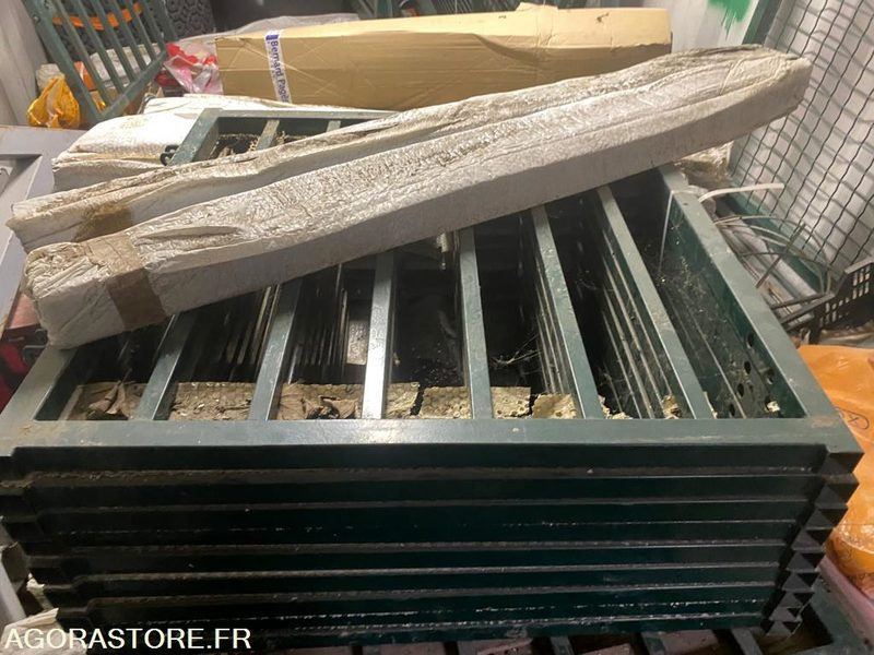 Lot de 10 portillons ACIER 100x100 Jamais mis en place - Садовое оборудование: фото 4 Lot de 10 portillons ACIER 100x100 Jamais mis en place - Садовое оборудование: фото 4