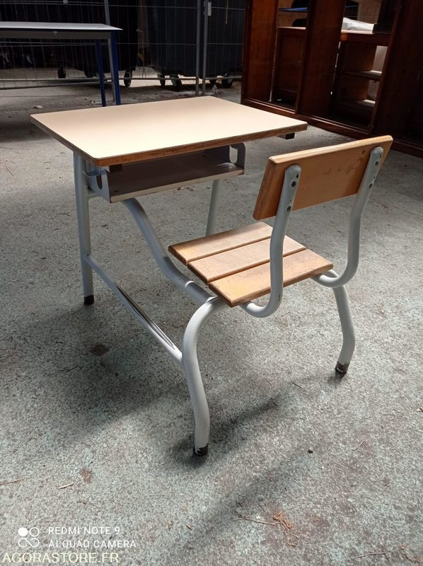 Lot de 28 Pupitres écoliers individuels - Инструмент/ Оборудование: фото 2 Lot de 28 Pupitres écoliers individuels - Инструмент/ Оборудование: фото 2