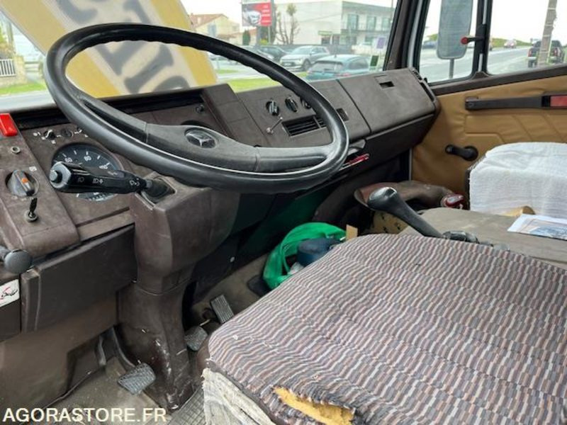 Малотоннажный самосвал MERCEDES 809 D BENNE 7T5 - 1990 - 186 490km NOMBREUX TRAVAUX EFFECTUES/FACTURES: фото 10 Малотоннажный самосвал MERCEDES 809 D BENNE 7T5 - 1990 - 186 490km NOMBREUX TRAVAUX EFFECTUES/FACTURES: фото 10