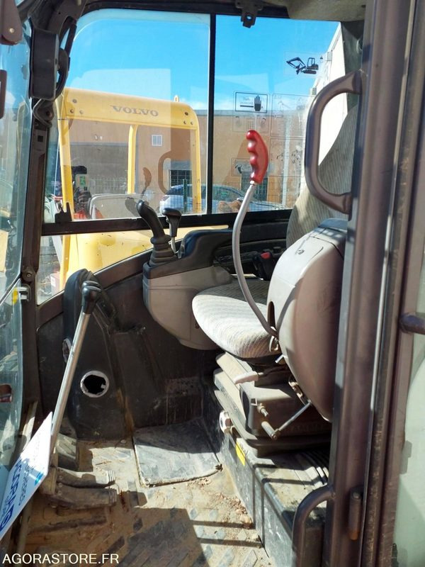 MINI PELLE VOLVO EC27C - Экскаватор: фото 2 MINI PELLE VOLVO EC27C - Экскаватор: фото 2