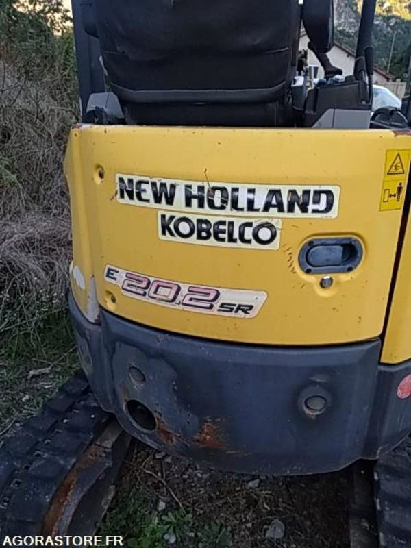 Minipelle sur chenilles New Holland, type E202SR, Hors Service - Мини-экскаватор: фото 1 Minipelle sur chenilles New Holland, type E202SR, Hors Service - Мини-экскаватор: фото 1