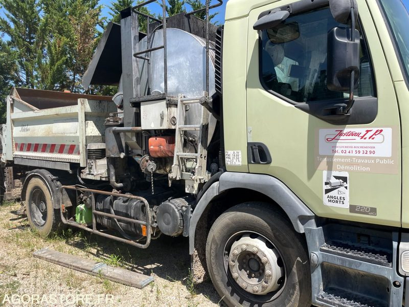 PATA SECMAIR 4x2 2004 - Гудронатор: фото 2 PATA SECMAIR 4x2 2004 - Гудронатор: фото 2