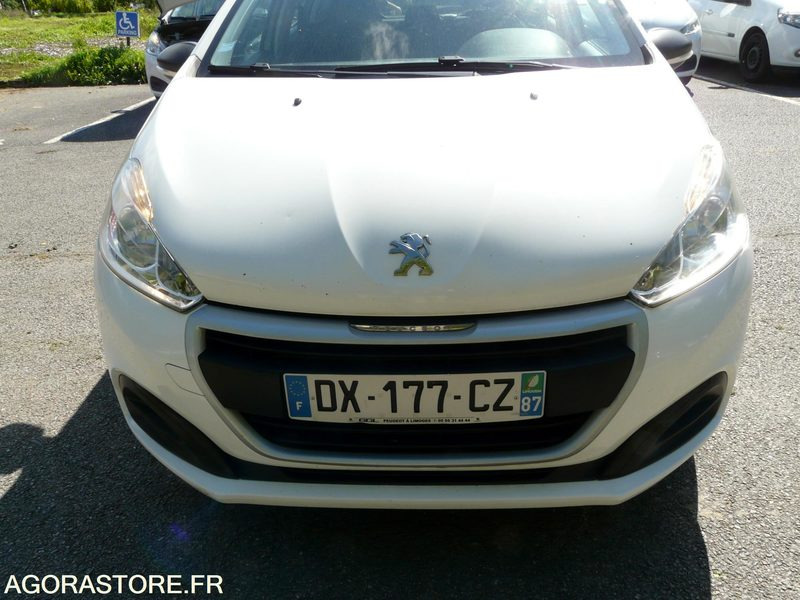 PEUGEOT 208 DX177CZ - Легковой автомобиль: фото 1 PEUGEOT 208 DX177CZ - Легковой автомобиль: фото 1