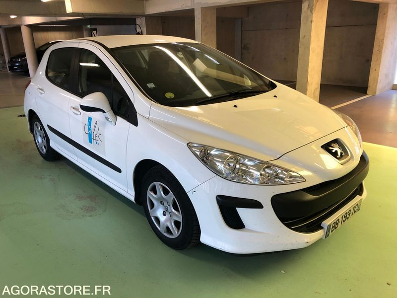 PEUGEOT 308 ANNEE 2010 5P 1.6 HDI DIESEL Boite manuelle 150000km - Легковой автомобиль: фото 1 PEUGEOT 308 ANNEE 2010 5P 1.6 HDI DIESEL Boite manuelle 150000km - Легковой автомобиль: фото 1