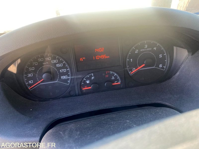 PEUGEOT BOXER BENNE - 2023 - 110500 Kms - Малотоннажный самосвал: фото 5 PEUGEOT BOXER BENNE - 2023 - 110500 Kms - Малотоннажный самосвал: фото 5