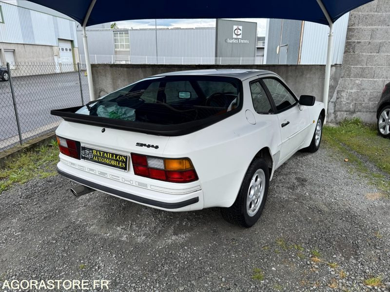 PORSCHE 944 2.5 163ch BVA - EN L'ETAT - Легковой автомобиль: фото 3 PORSCHE 944 2.5 163ch BVA - EN L'ETAT - Легковой автомобиль: фото 3