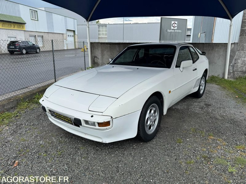 PORSCHE 944 2.5 163ch BVA - EN L'ETAT - Легковой автомобиль: фото 1 PORSCHE 944 2.5 163ch BVA - EN L'ETAT - Легковой автомобиль: фото 1