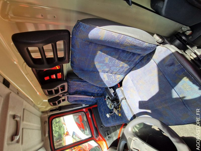 Peugeot Boxer- 2000 - 43336 - 3275XC27 - Цельнометаллический фургон: фото 5 Peugeot Boxer- 2000 - 43336 - 3275XC27 - Цельнометаллический фургон: фото 5