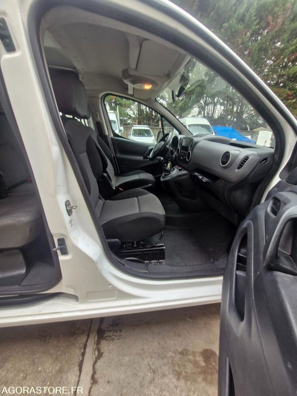 Peugeot partner cabine approfondie long 1.6 bluehdi 100 bvm5 CLIM 128863 kms - Легковой фургон: фото 2 Peugeot partner cabine approfondie long 1.6 bluehdi 100 bvm5 CLIM 128863 kms - Легковой фургон: фото 2
