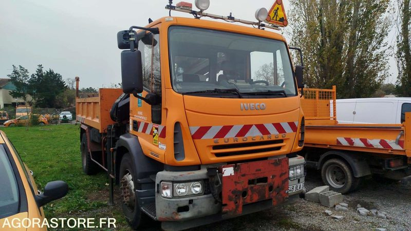 IVECO EURO CARGO - 2005 - 198613 KM - 648BLA31 - Полуприцеп: фото 2 IVECO EURO CARGO - 2005 - 198613 KM - 648BLA31 - Полуприцеп: фото 2