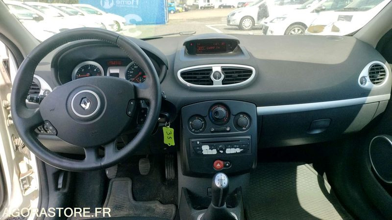 RENAULT CLIO - 2010 - 196673kms - Легковой автомобиль: фото 5 RENAULT CLIO - 2010 - 196673kms - Легковой автомобиль: фото 5