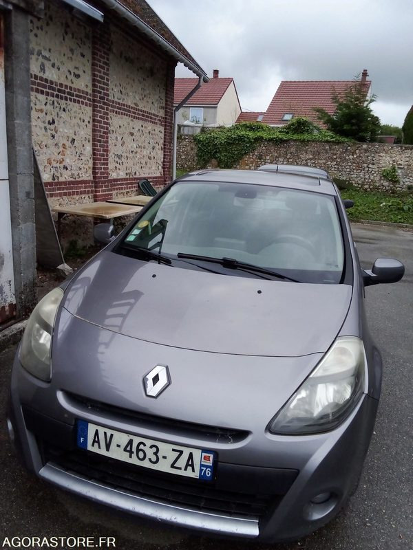 RENAULT CLIO 2010 - Легковой автомобиль: фото 2 RENAULT CLIO 2010 - Легковой автомобиль: фото 2