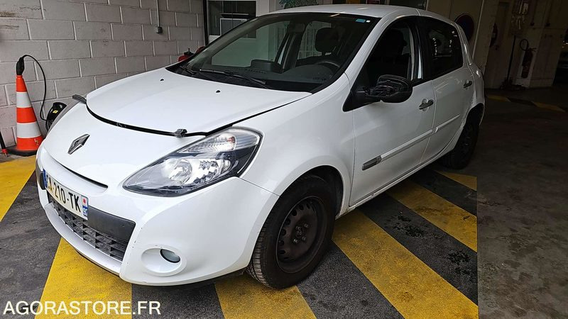 RENAULT CLIO - CA210TK - Легковой автомобиль: фото 1 RENAULT CLIO - CA210TK - Легковой автомобиль: фото 1