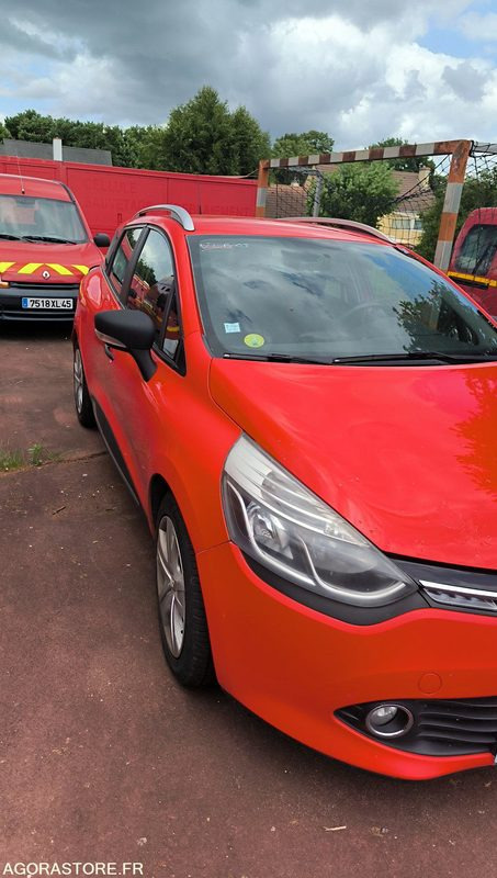 RENAULT CLIO IV ESTATE ZEN DCI 90 ECO2 - 2014 - 305509kms - Легковой автомобиль: фото 1 RENAULT CLIO IV ESTATE ZEN DCI 90 ECO2 - 2014 - 305509kms - Легковой автомобиль: фото 1