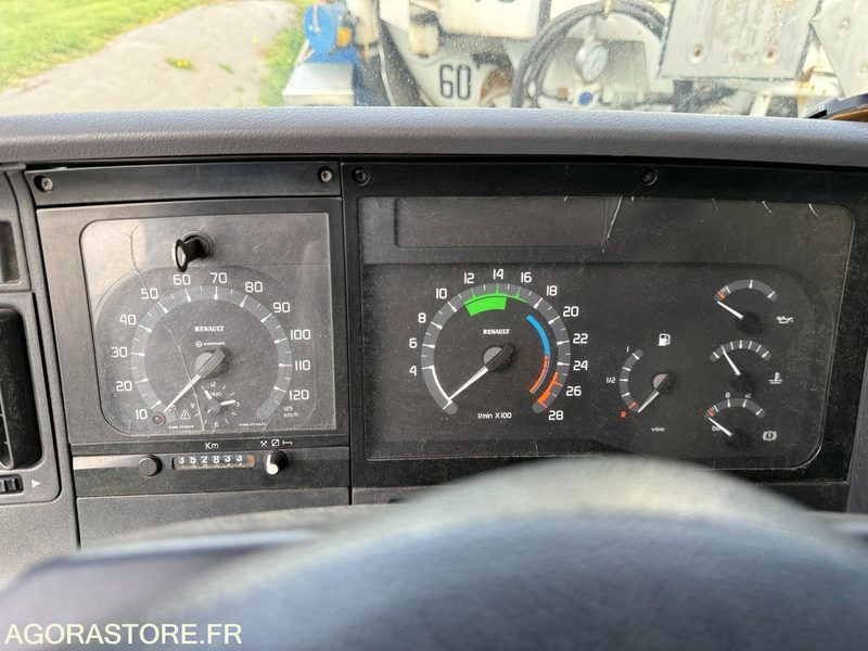 RENAULT HYDROCUREUR ADR 2646-YC-49 VENTE EXPORT EXCLUSIVEMENT - Ассенизатор: фото 5 RENAULT HYDROCUREUR ADR 2646-YC-49 VENTE EXPORT EXCLUSIVEMENT - Ассенизатор: фото 5