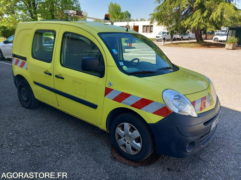 RENAULT KANGOO DCI70 (FR0112) - Легковой фургон: фото 2 RENAULT KANGOO DCI70 (FR0112) - Легковой фургон: фото 2