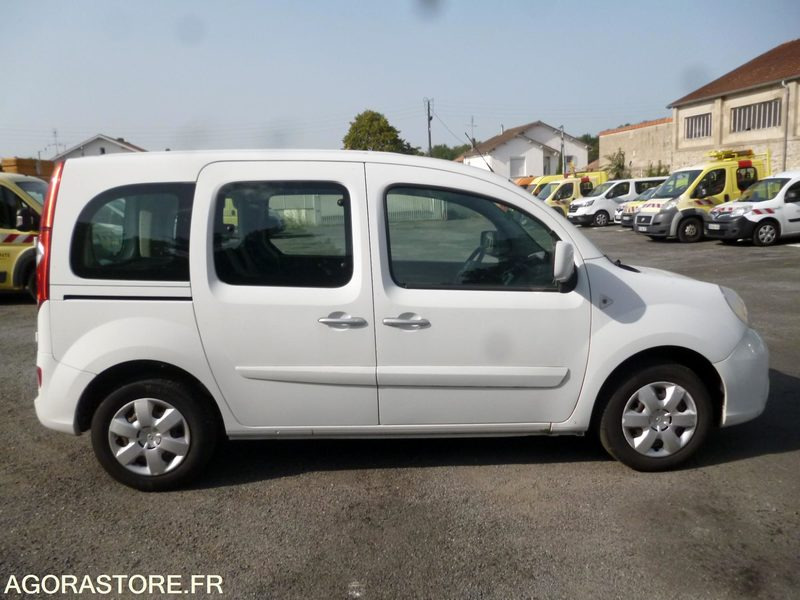 RENAULT KANGOO ESS 5 PLACES - Легковой автомобиль: фото 4 RENAULT KANGOO ESS 5 PLACES - Легковой автомобиль: фото 4