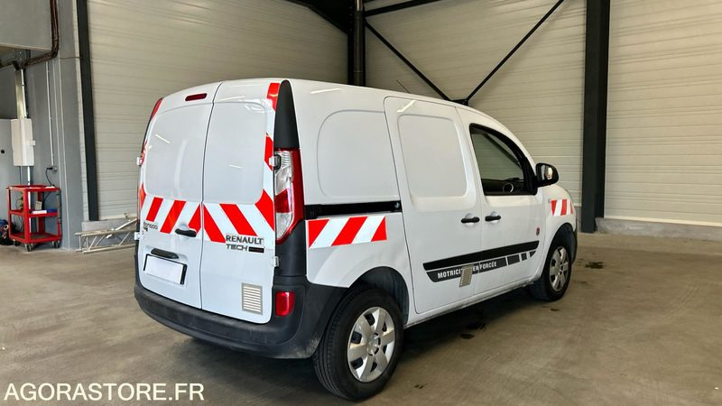 RENAULT KANGOO II MOTRICITE RENFORCEE 1ERE MAIN 2018 97800KMS CT OK - Легковой фургон: фото 3 RENAULT KANGOO II MOTRICITE RENFORCEE 1ERE MAIN 2018 97800KMS CT OK - Легковой фургон: фото 3