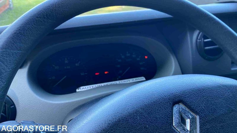 RENAULT MASTER 102409KMS - 2007 - Цельнометаллический фургон: фото 3 RENAULT MASTER 102409KMS - 2007 - Цельнометаллический фургон: фото 3
