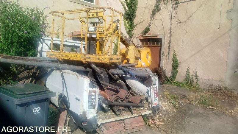 RENAULT MASTER - 2002 - Цельнометаллический фургон: фото 4 RENAULT MASTER - 2002 - Цельнометаллический фургон: фото 4