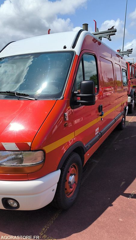 RENAULT MASTER II 2,5D - 2000 - 148197kms - Цельнометаллический фургон: фото 1 RENAULT MASTER II 2,5D - 2000 - 148197kms - Цельнометаллический фургон: фото 1