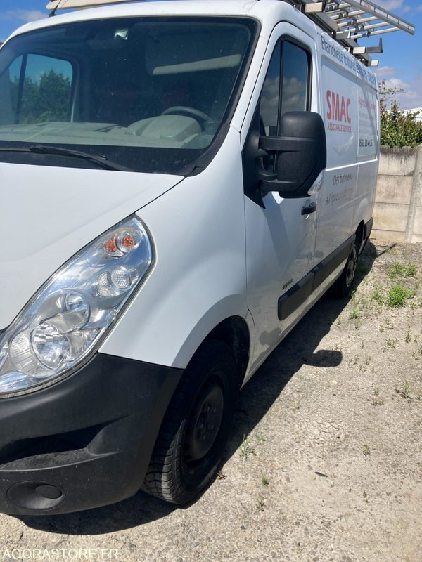 RENAULT MASTER III PHASE 2 avec galerie de toit - 2012 / 216570 KM - Цельнометаллический фургон: фото 4 RENAULT MASTER III PHASE 2 avec galerie de toit - 2012 / 216570 KM - Цельнометаллический фургон: фото 4