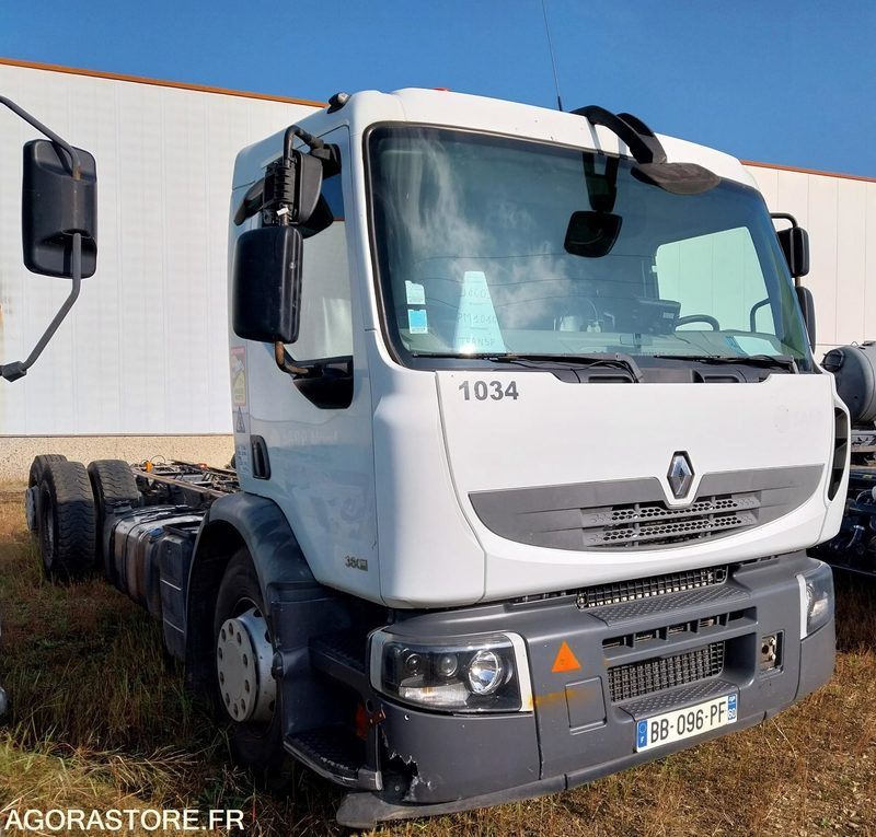 RENAULT PREMIUM 380-26 / 2010 / 475 190 km - Грузовик-шасси: фото 2 RENAULT PREMIUM 380-26 / 2010 / 475 190 km - Грузовик-шасси: фото 2