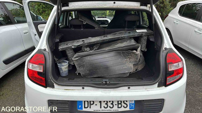 RENAULT TWINGO - 2015 - 92041 KM - Легковой автомобиль: фото 5 RENAULT TWINGO - 2015 - 92041 KM - Легковой автомобиль: фото 5