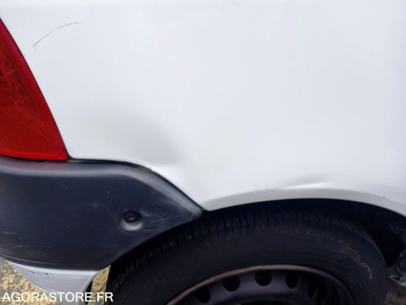 Легковой автомобиль RENAULT TWINGO: фото 9