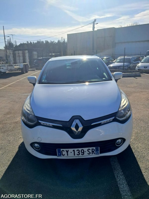 Renault CLIO 4 CY-139-SR - 2013 - 142180KM - Легковой автомобиль: фото 1 Renault CLIO 4 CY-139-SR - 2013 - 142180KM - Легковой автомобиль: фото 1