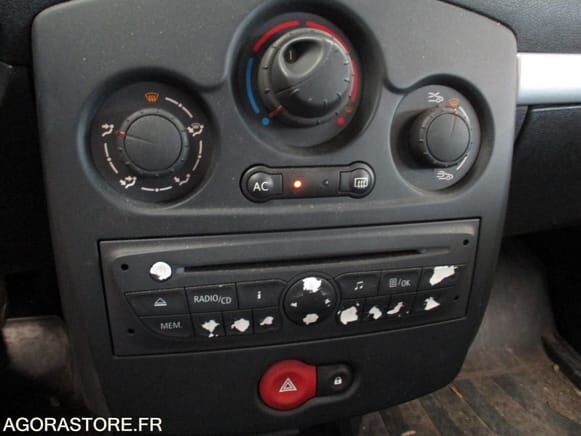 Хэтчбек Renault CLIO: фото 11 Хэтчбек Renault CLIO: фото 11