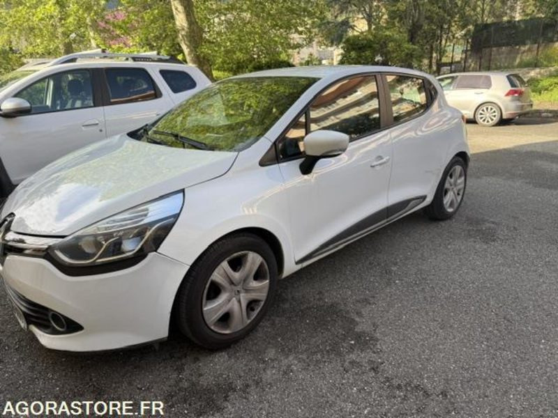 Renault Clio 4 56017 kms 2014 - Легковой автомобиль: фото 2 Renault Clio 4 56017 kms 2014 - Легковой автомобиль: фото 2