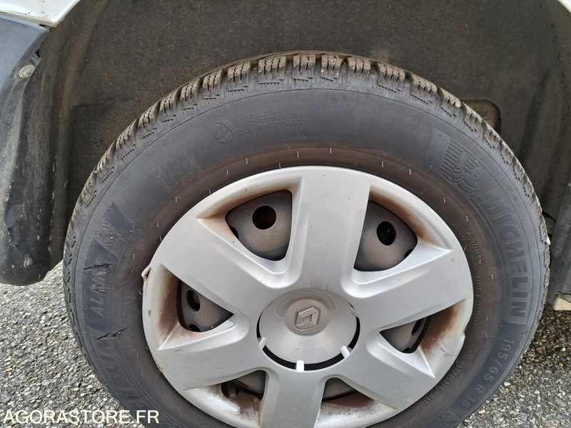 Renault Kangoo - 2016 - 41396kms в лизинг Renault Kangoo - 2016 - 41396kms: фото 20 Renault Kangoo - 2016 - 41396kms в лизинг Renault Kangoo - 2016 - 41396kms: фото 20