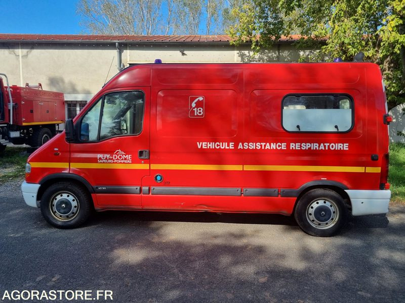 Renault Master L2 H2 - CV 642 KM - Compresseur - 2002 - Цельнометаллический фургон: фото 2 Renault Master L2 H2 - CV 642 KM - Compresseur - 2002 - Цельнометаллический фургон: фото 2