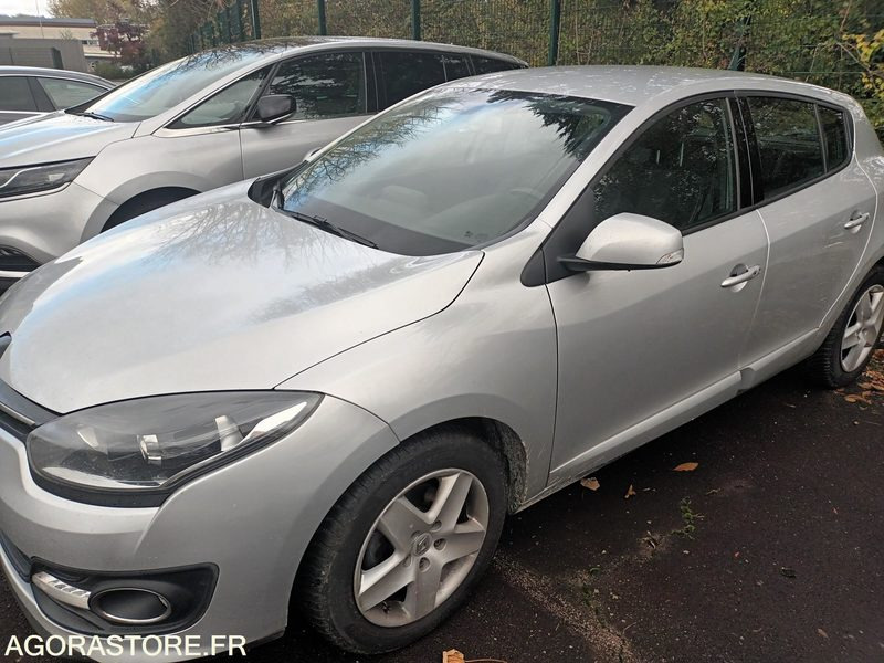 Renault Mégane – Diesel – 2015-223 644 km - Легковой автомобиль: фото 4 Renault Mégane – Diesel – 2015-223 644 km - Легковой автомобиль: фото 4