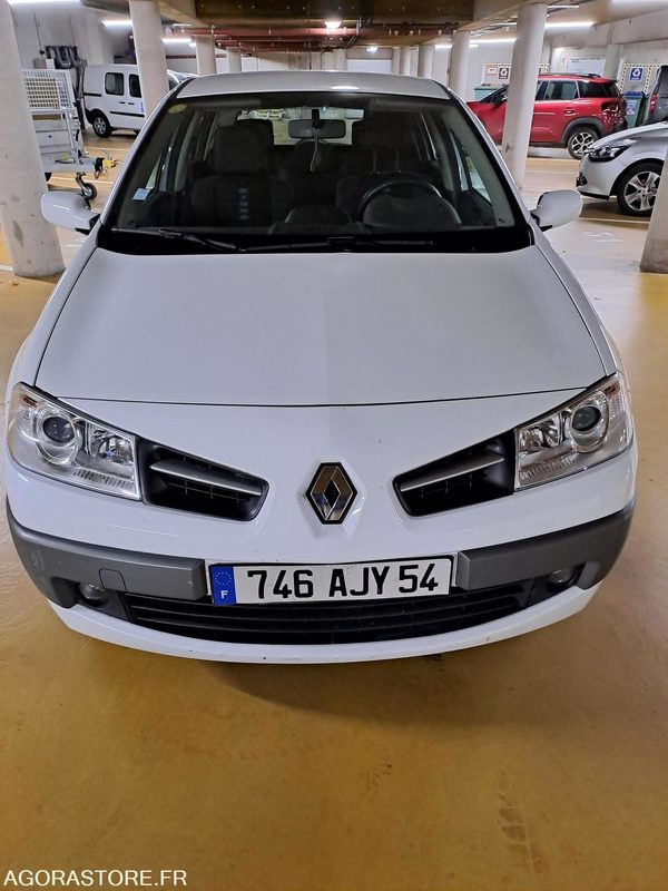 Renault Megane VERS.II 1.5 DCI 85 5P - Легковой автомобиль: фото 1 Renault Megane VERS.II 1.5 DCI 85 5P - Легковой автомобиль: фото 1
