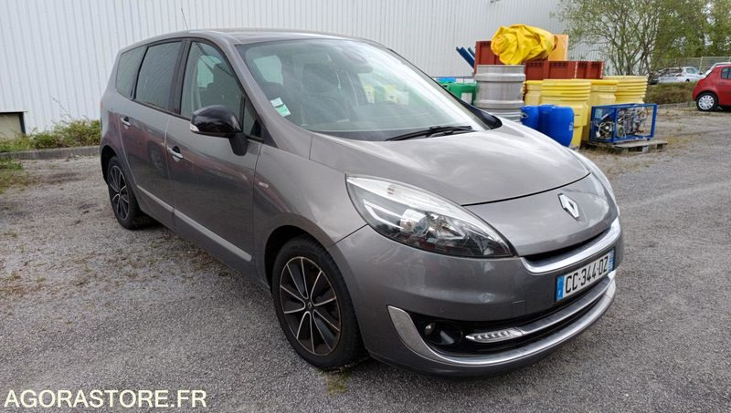 Renault Scenic - 2012 - 266446KMS CC344DZ - Легковой автомобиль: фото 2 Renault Scenic - 2012 - 266446KMS CC344DZ - Легковой автомобиль: фото 2