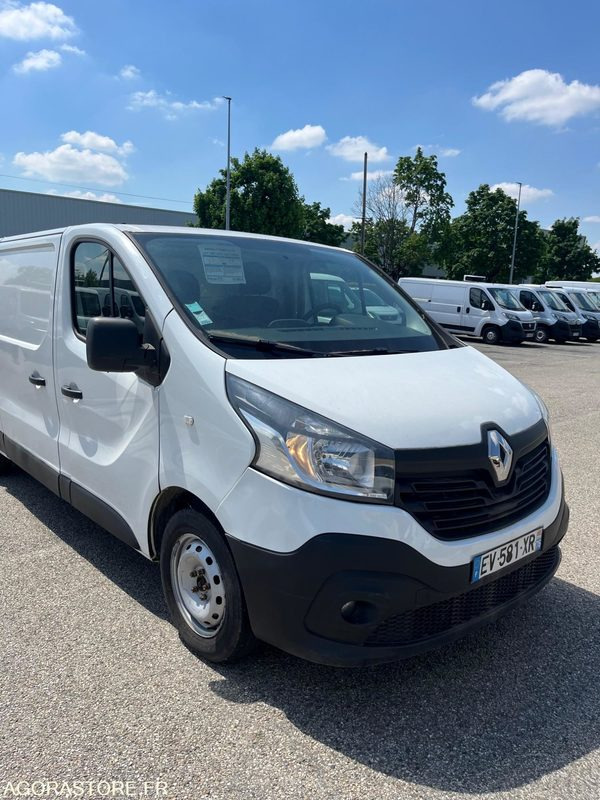 Renault Trafic L2H1 1200 Energy Confort - 2018 - 180 000km - Цельнометаллический фургон: фото 2 Renault Trafic L2H1 1200 Energy Confort - 2018 - 180 000km - Цельнометаллический фургон: фото 2