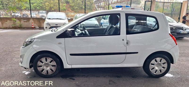 Renault Twingo - 2010 - 92500kms - Легковой автомобиль: фото 4 Renault Twingo - 2010 - 92500kms - Легковой автомобиль: фото 4