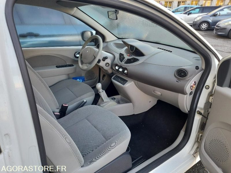 Renaut Twingo AW899MR de 2011 - 44374km - Легковой автомобиль: фото 5 Renaut Twingo AW899MR de 2011 - 44374km - Легковой автомобиль: фото 5