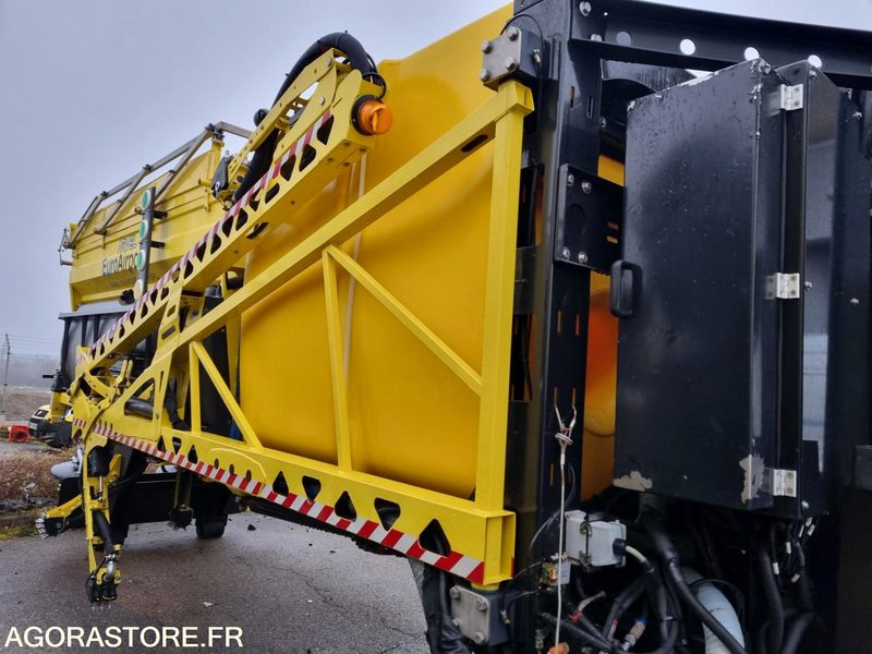 Saleuse Bucher - Разбрасыватель песка/ Соли: фото 2 Saleuse Bucher - Разбрасыватель песка/ Соли: фото 2