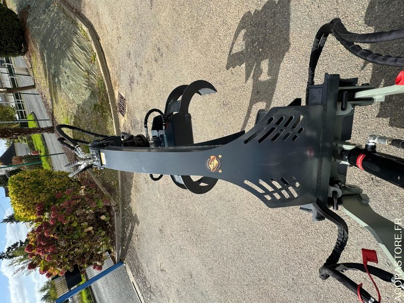 Grappin forestier avec rotator pour mini chargeuse à chenilles - Сельскохозяйственная техника: фото 3 Grappin forestier avec rotator pour mini chargeuse à chenilles - Сельскохозяйственная техника: фото 3