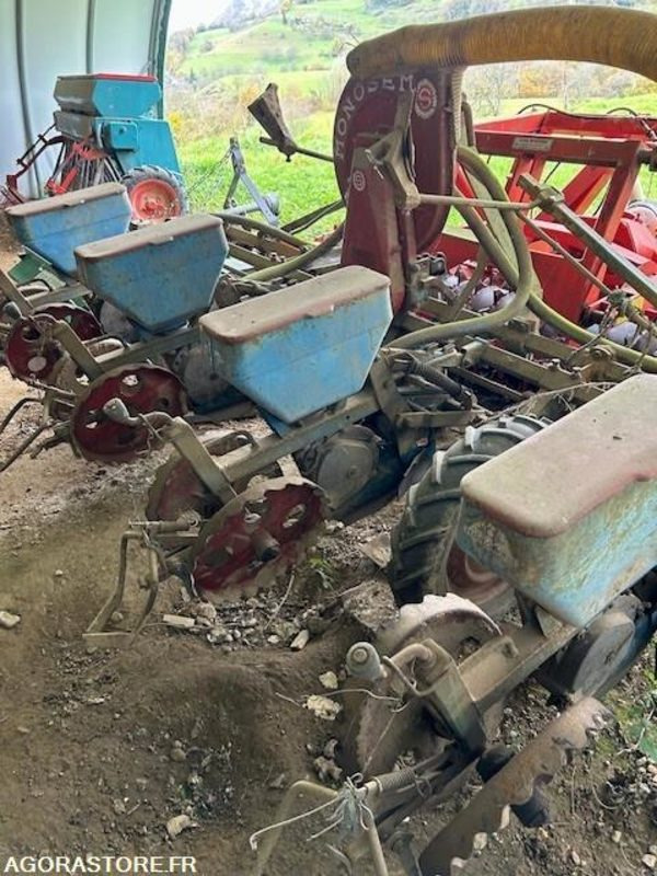 SEMOIR MONOSEM 4 RANGS - Сельскохозяйственная техника: фото 3 SEMOIR MONOSEM 4 RANGS - Сельскохозяйственная техника: фото 3