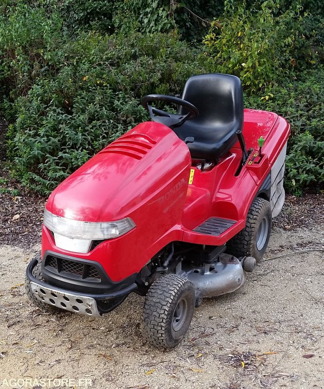 TONDEUSE AUTOPORTEE HONDA F2417 - Газонокосилка: фото 2 TONDEUSE AUTOPORTEE HONDA F2417 - Газонокосилка: фото 2