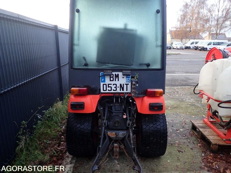 TRACTEUR KUBOTA BX2350 - Трактор: фото 4 TRACTEUR KUBOTA BX2350 - Трактор: фото 4