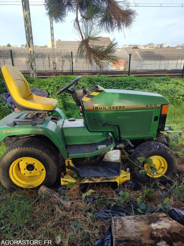 TRACTEUR TONDEUSE JOHN DEERE 455 - Газонокосилка: фото 2 TRACTEUR TONDEUSE JOHN DEERE 455 - Газонокосилка: фото 2