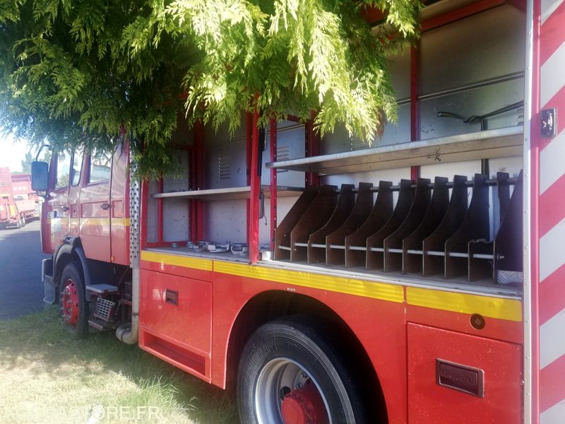 FPT RENAULT G 230 (POUR PIECES) - Тягач: фото 2 FPT RENAULT G 230 (POUR PIECES) - Тягач: фото 2