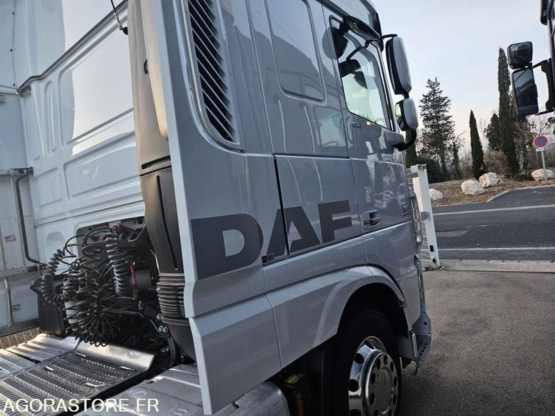 TRACTEUR DAF XF 510 XL - 2016 - 447120km - TRES BON ETAT - Тягач: фото 3 TRACTEUR DAF XF 510 XL - 2016 - 447120km - TRES BON ETAT - Тягач: фото 3