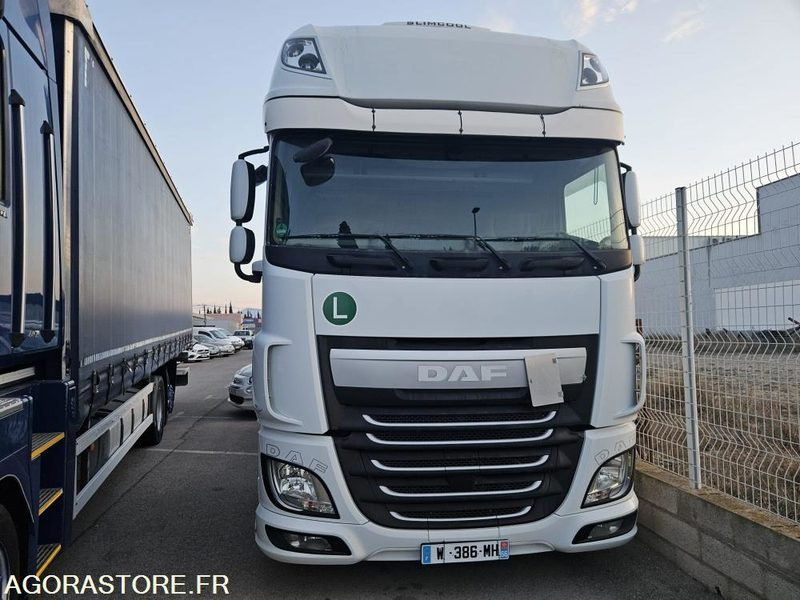 TRACTEUR DAF XF 510 XL - 2016 - 447120km - TRES BON ETAT - Тягач: фото 4 TRACTEUR DAF XF 510 XL - 2016 - 447120km - TRES BON ETAT - Тягач: фото 4
